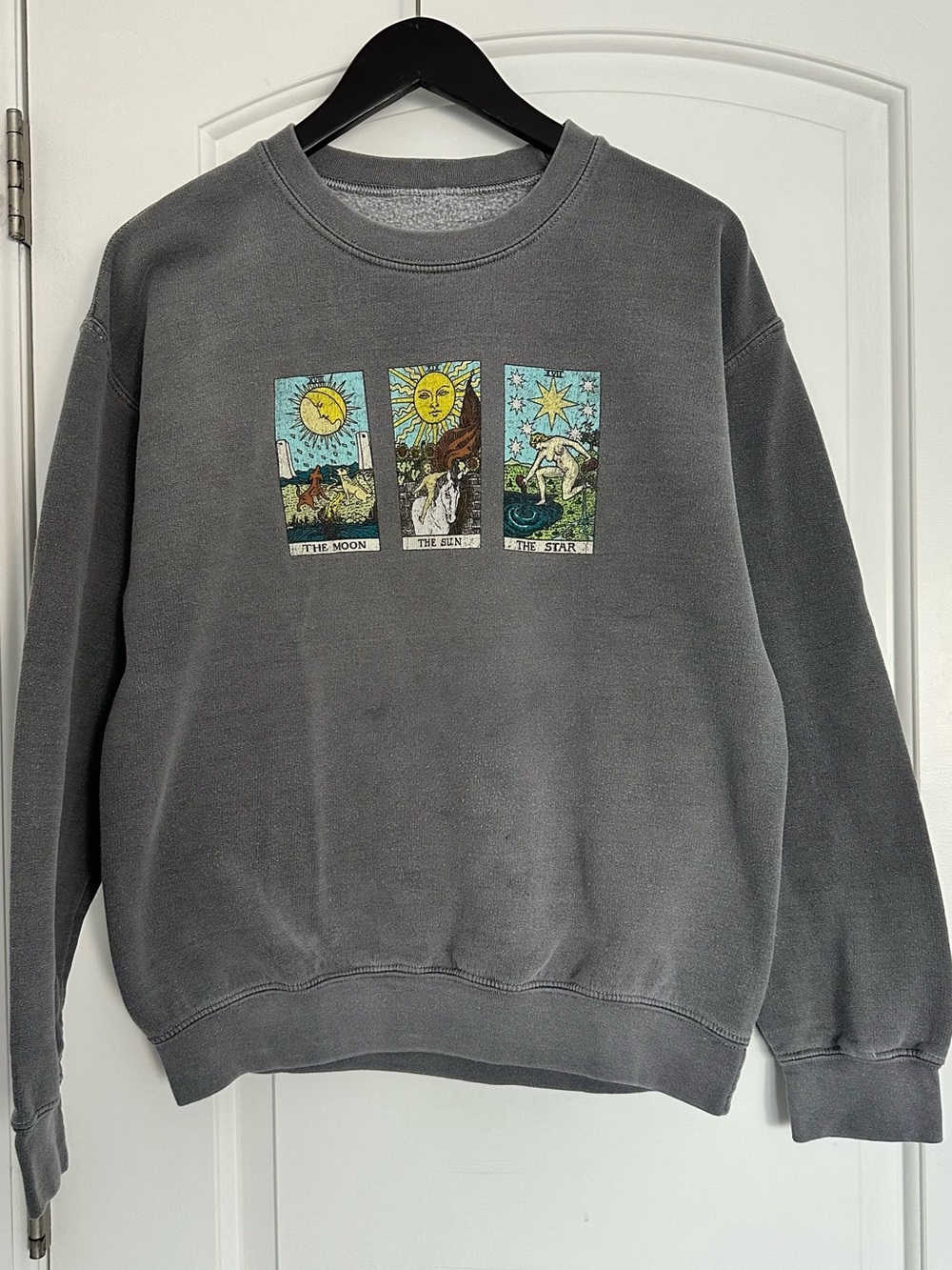 Taro cards sweatshirt size M